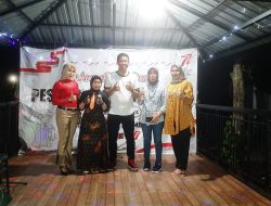 Ulfa Dengan Lagu Rekayasa Cinta Keluar Sebagai Pemenang Lomba Karaoke HUT RI Ke-77 Di Bunga Raya Batam Center