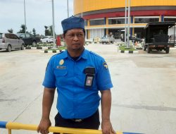 Pasca Runtuhnya Plafon  Masjid Tanjak Bandara Hang Nadim Mediapun Dihadang Dan Dilarang masuk