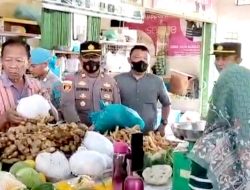 Antisipasi Lonjakan Harga, Kapolsek Gunung Kijang Monitor Harga Sembako, Dilanjutkan Jumat Curhat