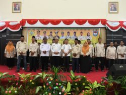 Gubernur Ansar Lantik PKM Meranti dan Ormas Pameral Kabupaten Karimun.