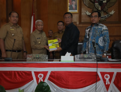 Bupati Asahan Sampaikan LKPJ Tahun Anggaran 2022
