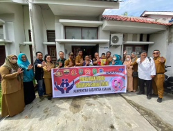 Kajari dan Kepala Dinas P2KBP3A Asahan Berikan Makanan Tambahan untuk Anak Stunting