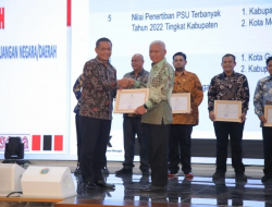 Bupati Asahan Terima Penghargaan dari KPK RI