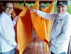 Harbour Energy Dukung Pelatihan Batik Mangrove di Desa Genting Pulur