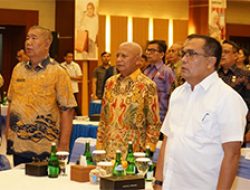 Bupati Hadir Pertemuan PT. Bank Sumut Dengan Seluruh Para Pemegang Saham