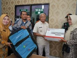 Bupati Asahan Serahkan Bantuan Alat Kesehatan di UPTD Pulau Rakyat