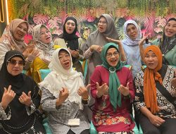 10 Tokoh Perempuan Deklarasikan Kelompok Perempuan Kepri Maju