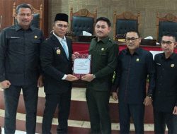 Rapat Paripurna DPRD Kepulauan Anambas Penyampaian LKPj Bupati TA 2024