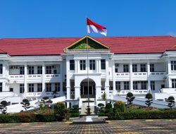 Tunda Bayar 2024: Kontraktor Menjerit, Bupati Karimun Bungkam