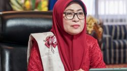 Perempuan Kepri, Mesin Pembangunan