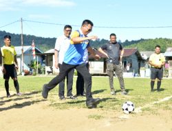 Bupati Anambas Buka Turnamen Sepak Bola Sempena HUT ke-51 Desa Mubur dan HUT Karang Taruna ke-40