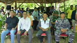 Bupati Aneng Panen Padi di Anambas, Serahkan Bantuan Traktor ke Petani