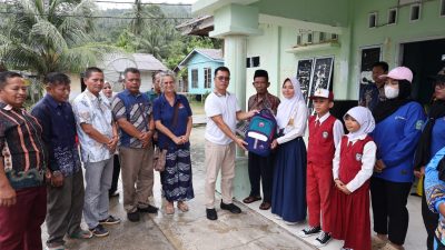 Bantuan Kemanusiaan Lintas Negara Tiba di Anambas, Bupati Aneng: “Lautan Bukan Sekat Kepedulian”