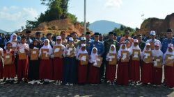 Pemkab Anambas Anugerahkan Piagam untuk Anak Berprestasi di Puncak HAN ke-42