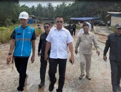 Bupati Aneng Kawal Langsung Kedatangan Mesin PLTD di Tanjung Momong